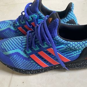 Adidas UltraBoost 5.0 DNA Size 12 Black Sonic Ink Solar Red Mens Shoe